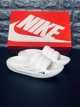 Женские шлепанцы Nike Calm Slide белые топовые летние мягкие