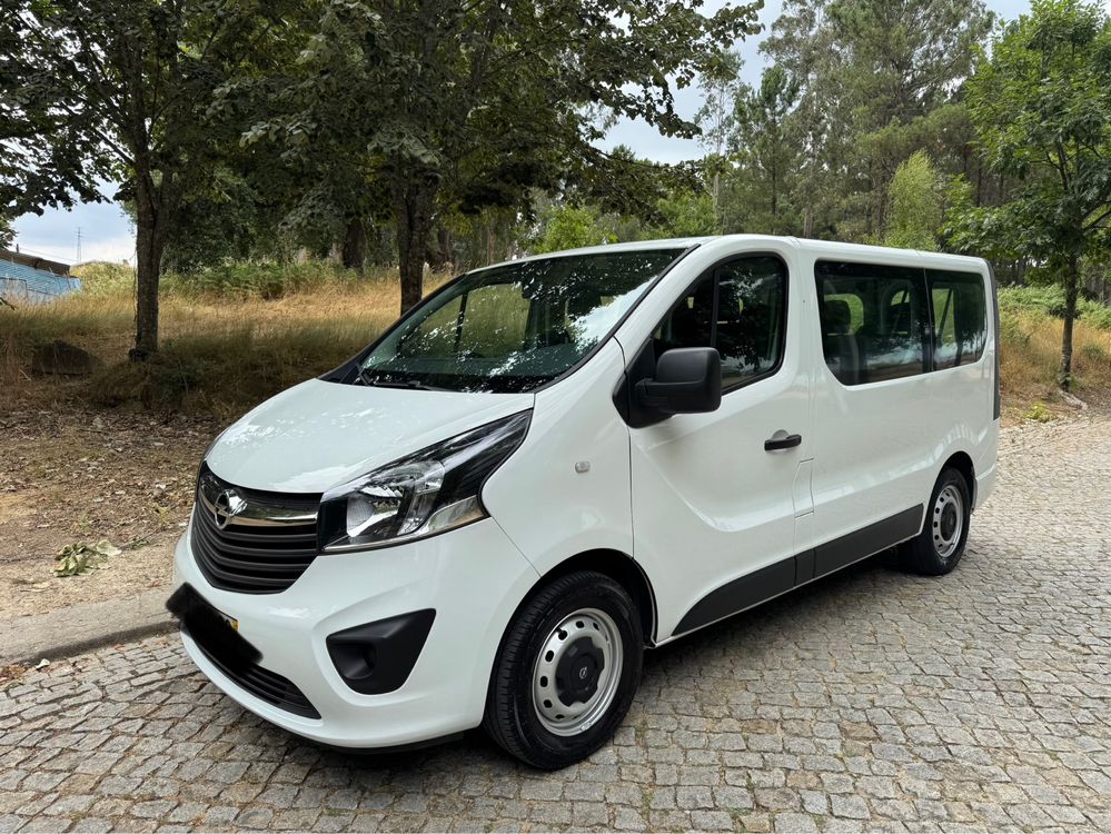 Opel Vivaro 9Lugares  2017 Nacional