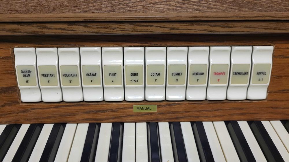 Organy Content D2330