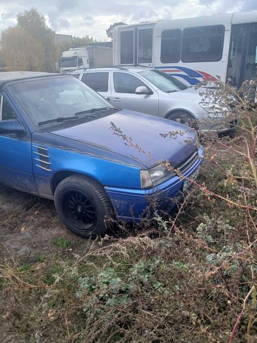 Opel Kadett Cabriolet 1.3 1985 р