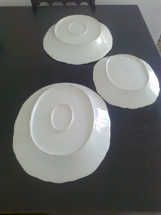 Travessas grandes servir à mesa porcelana azul e branco antigas