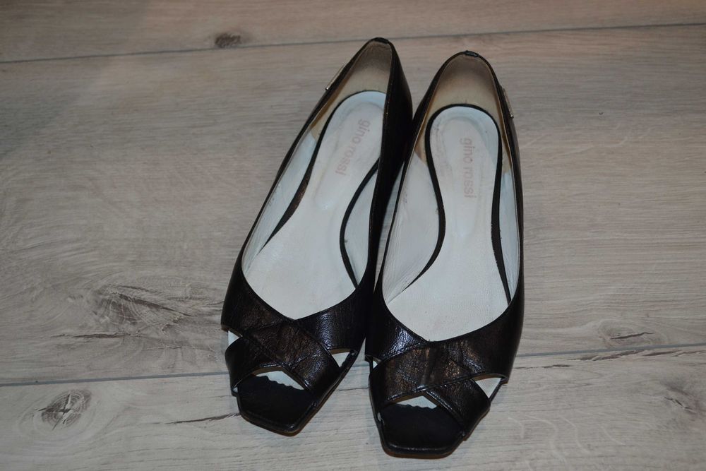 Buty sandały gino rossi 38 czarne skórzane skóra na obcasie