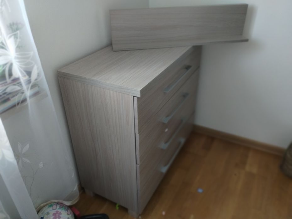 Komplet mebli do pokoju