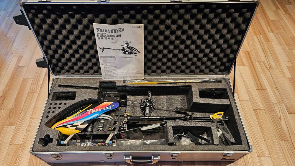 Sprzedam duży śmigłowiec elektryczny T-Rex 500 ESP z walizką