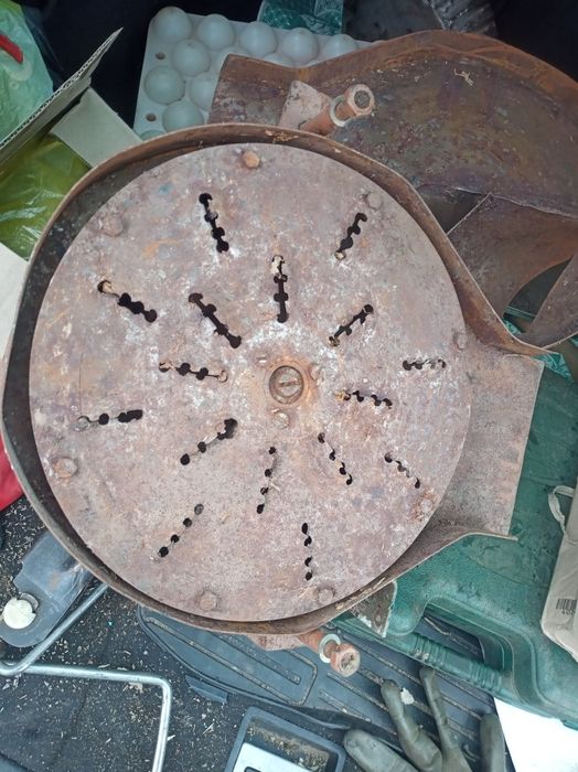 Кормодробилка зернодробилка