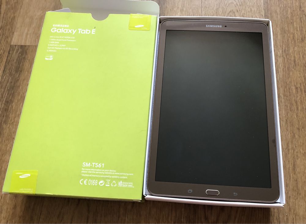 Планшет Samsung Tab E. Планшетный компьютер.