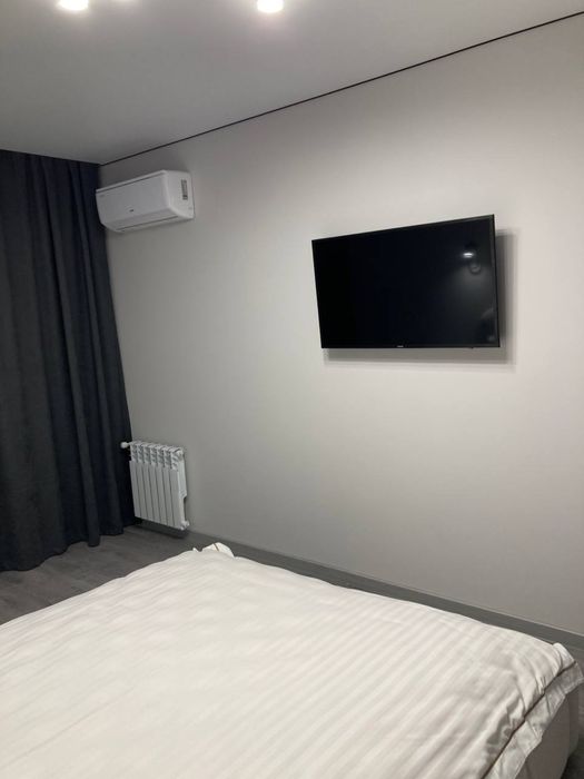 Чорновола. Панорама Де Люкс. Озеро