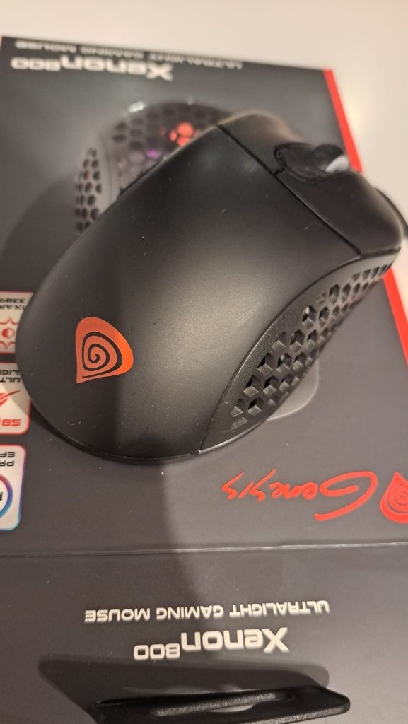 Myszka Genesis xenon 800