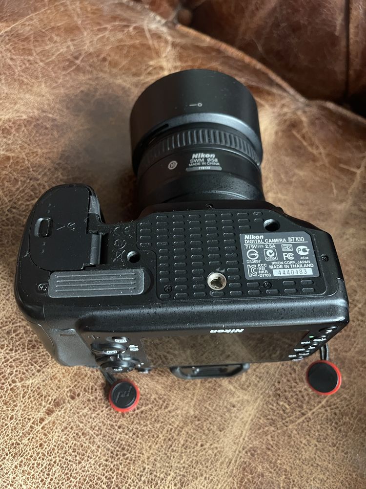 Nikon d7100 dslr + lente prime Nikkor AF-S 50mm 1:1.4 G + Bolsa