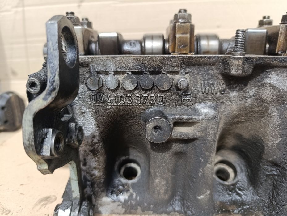Головка 2.0 Benzin Volkswagen Transporter T4 044103373D