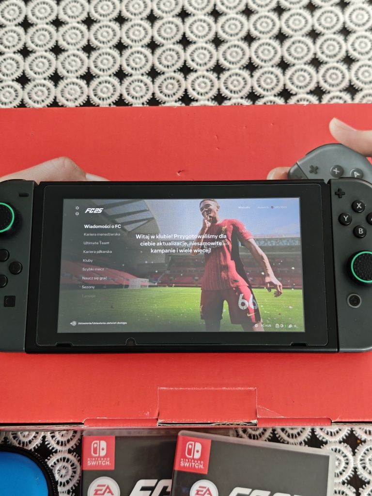 S U P E R !!! Konsola Nintendo Switch V2 cały komplet + karta pamięci