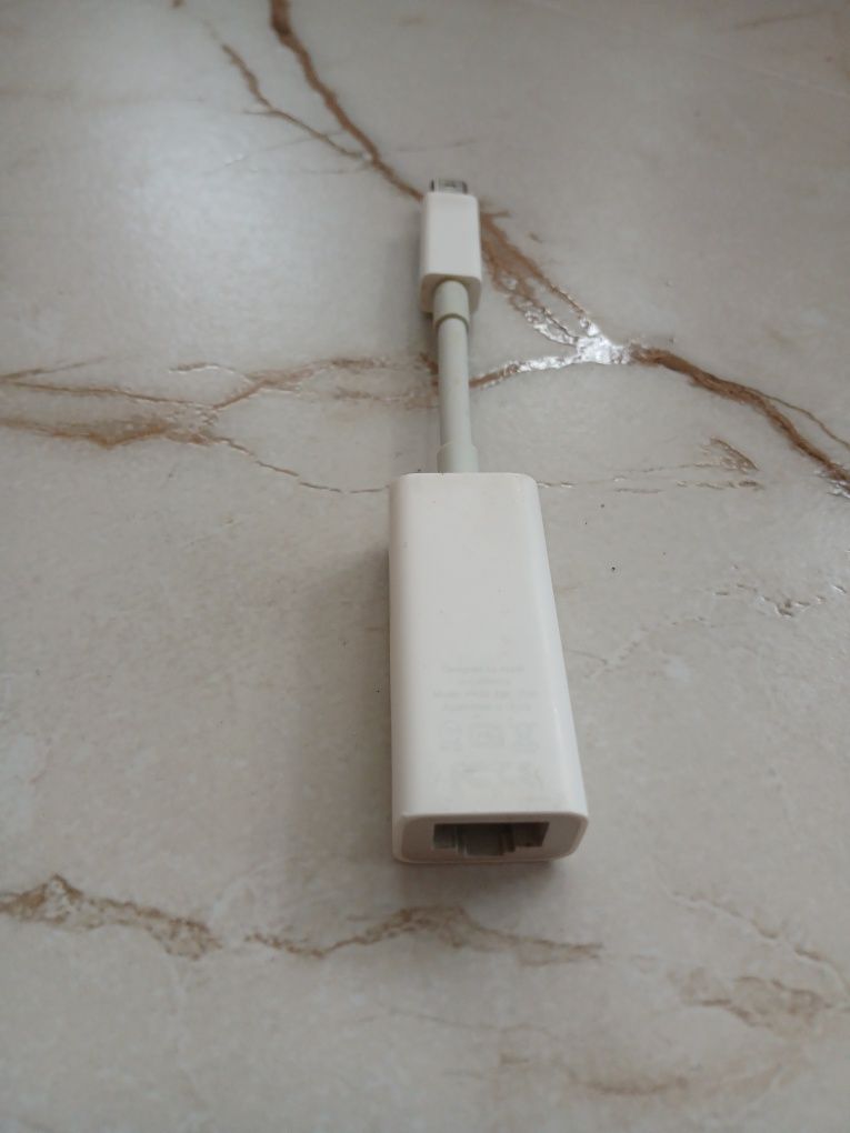 Apple Przejściówka z portu Thunderbolt na port Gigabit Ethernet