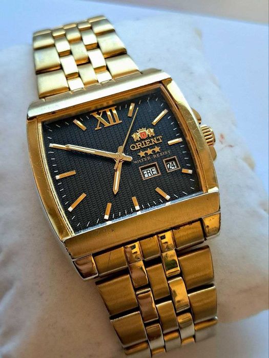 Orient Automatic 3 Stars Tonneau Black & Gold
