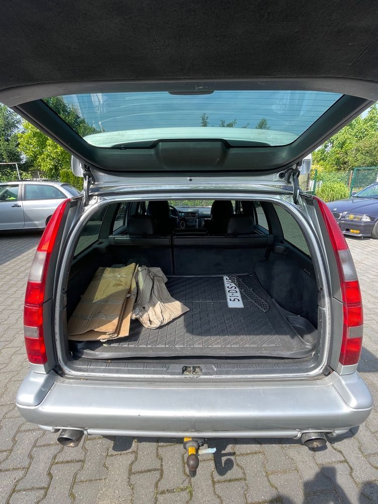 Volvo V70 Volvo V70R 2.3T AWD 1999r