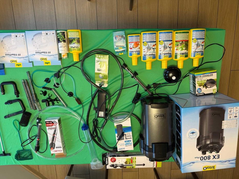 Akwarium plus szafka .