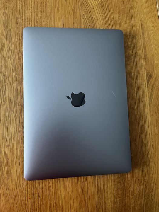 MacBook Pro 13” m1 8/256 2020