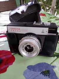 Фотоапарати " Смена 8 М " і "Polaroid 3000 AF ".