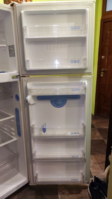 Холодильник No-Frost LG двокамерний