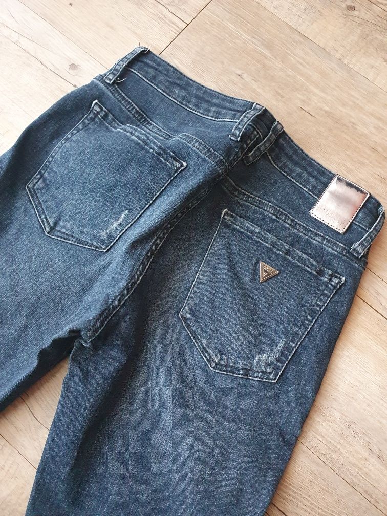 Spodnie jeansowe Guess r. 27