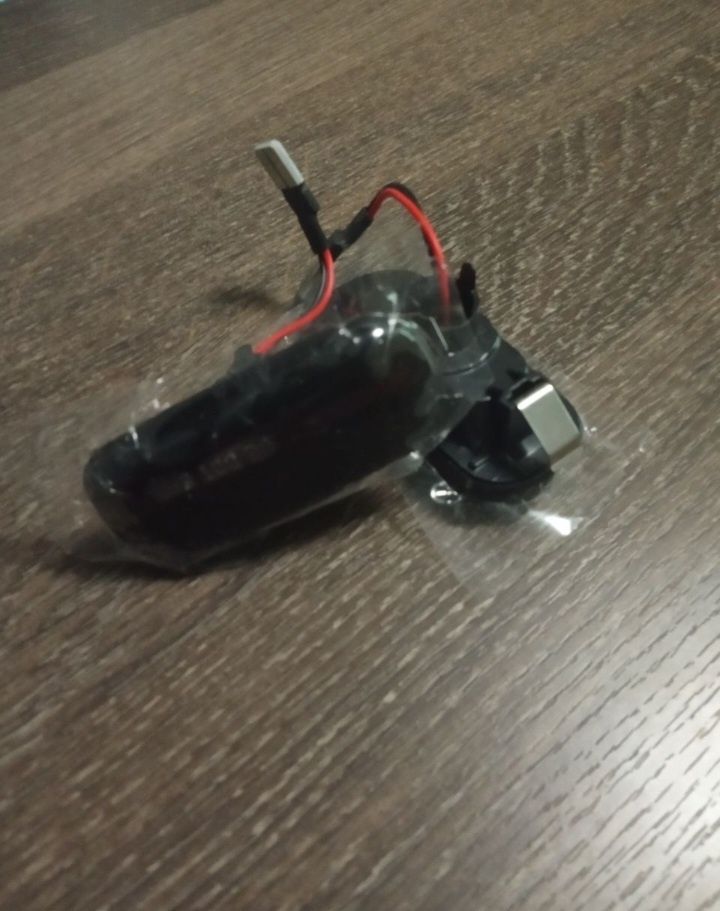 Указатель поворота Audi(Ауди) A4  RS4 S4 B6 B7 B8 A3 S3 A6 S6 RS6 C5 C