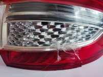Lampa tylna prawa zewnętrzna Ford mondeo MK4 lift kombi - uszkodzona