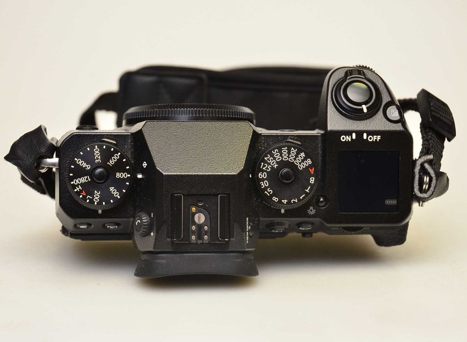 Aparat Fujifilm X-H1 body + Grip VPB-XH1 + lampa EF-X8 Gwarancja!