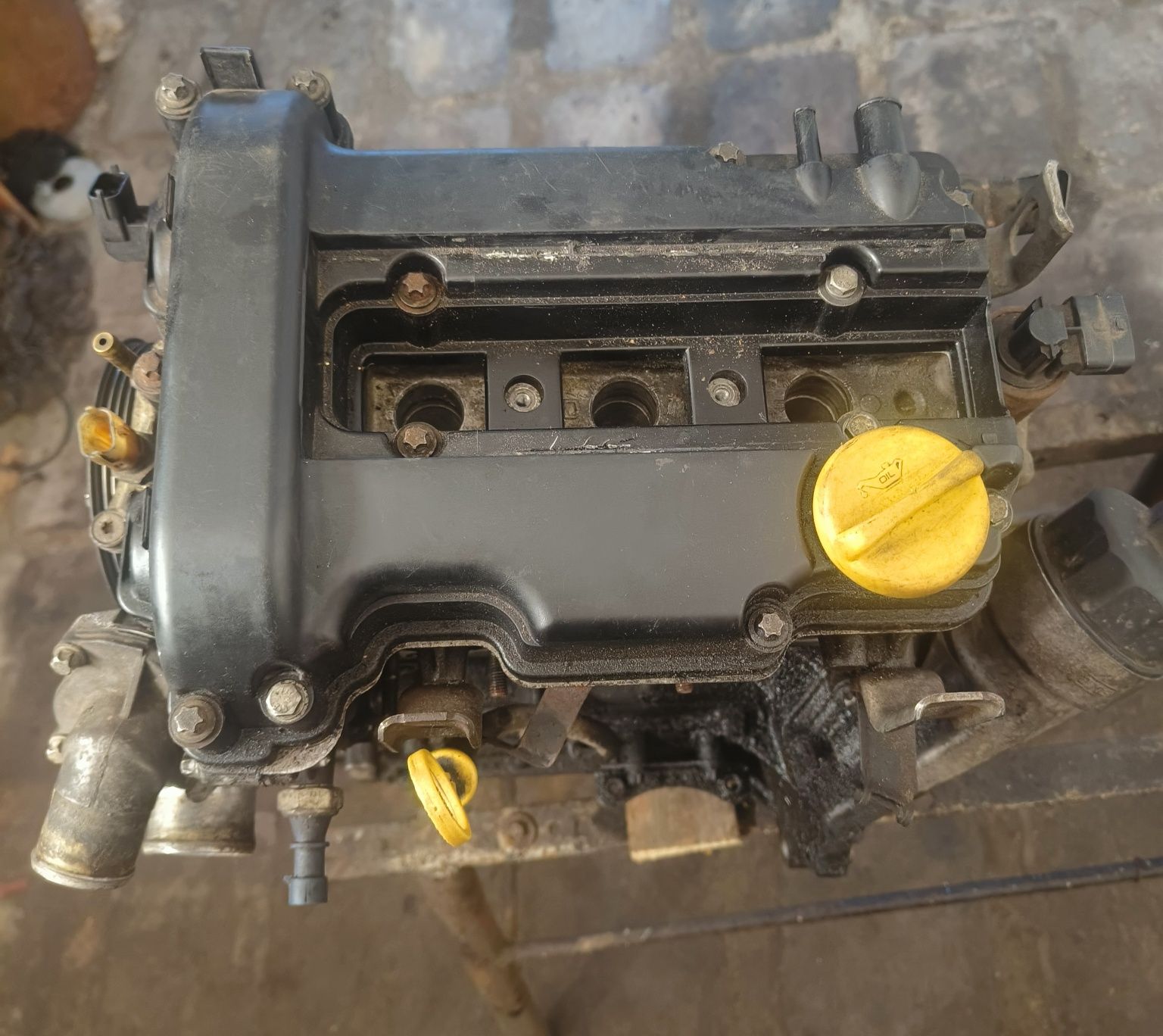 Silnik opel corsa c 1.0