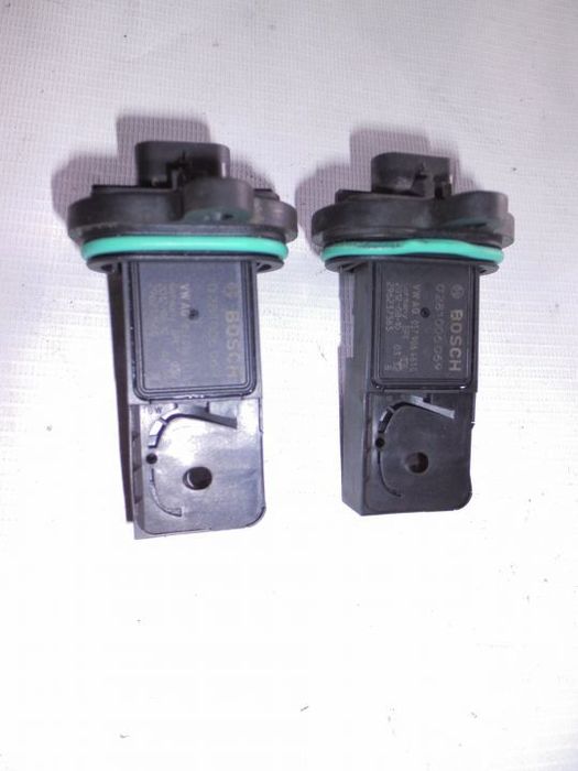 PRZEPŁYWOMIERZ MASOWY POWIETRZA BOSCH 0281006069