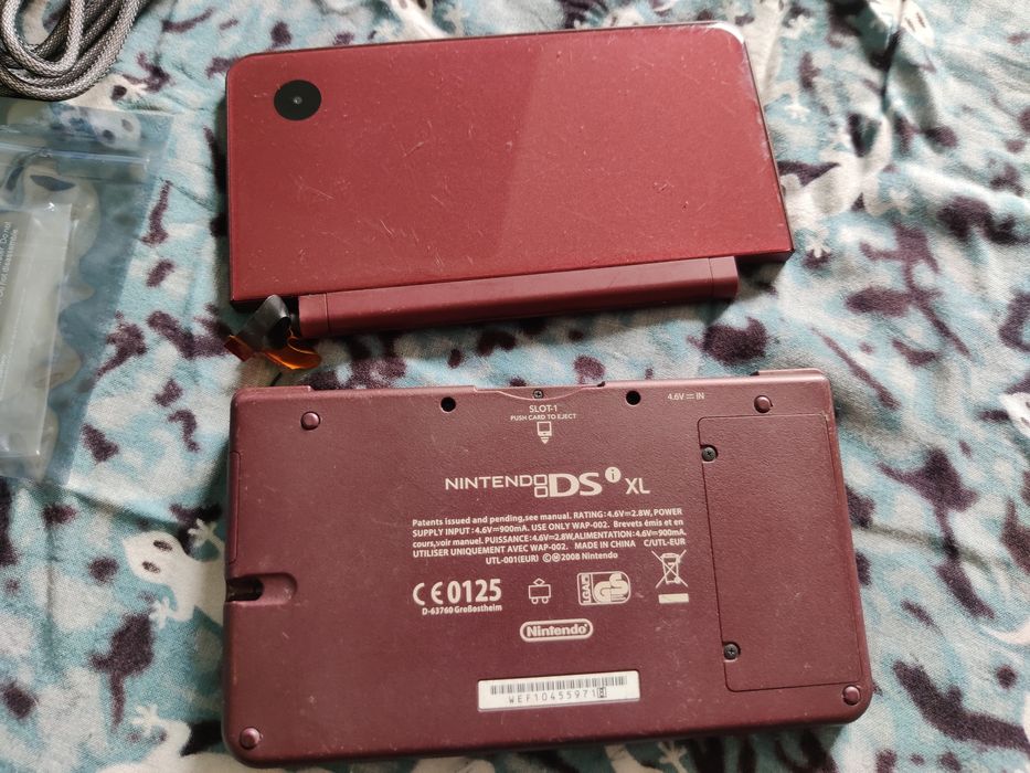 Nintendo DSi XL uszkodzone