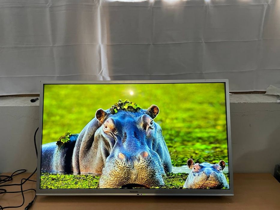 Телевізор Panasonic TX-L42B6ES, 42” Full HD (Без Smart TV)