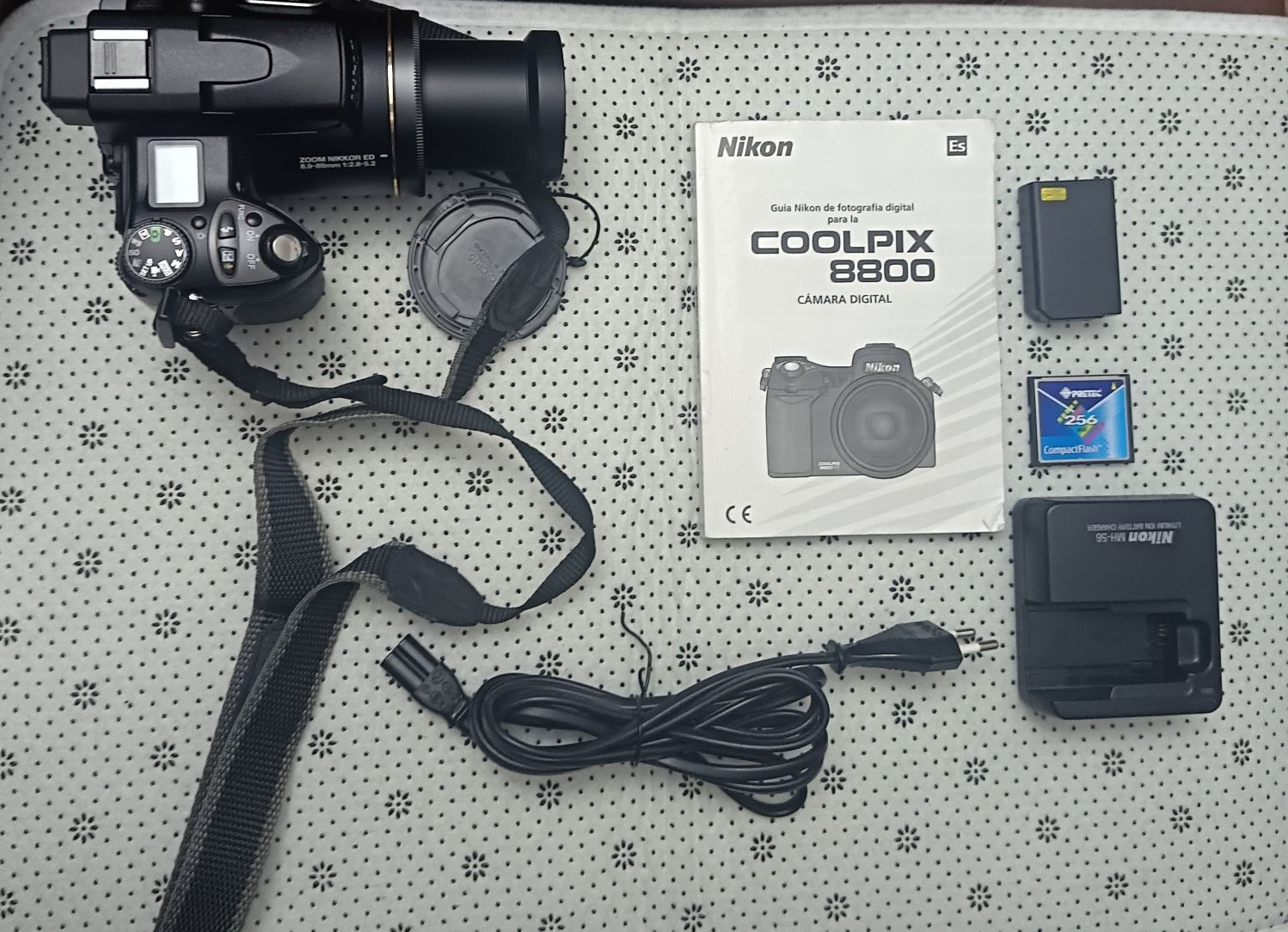 Nikon Coolpix 8800 VR