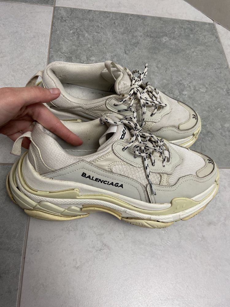 Кросівки BALENCIAGA 39р