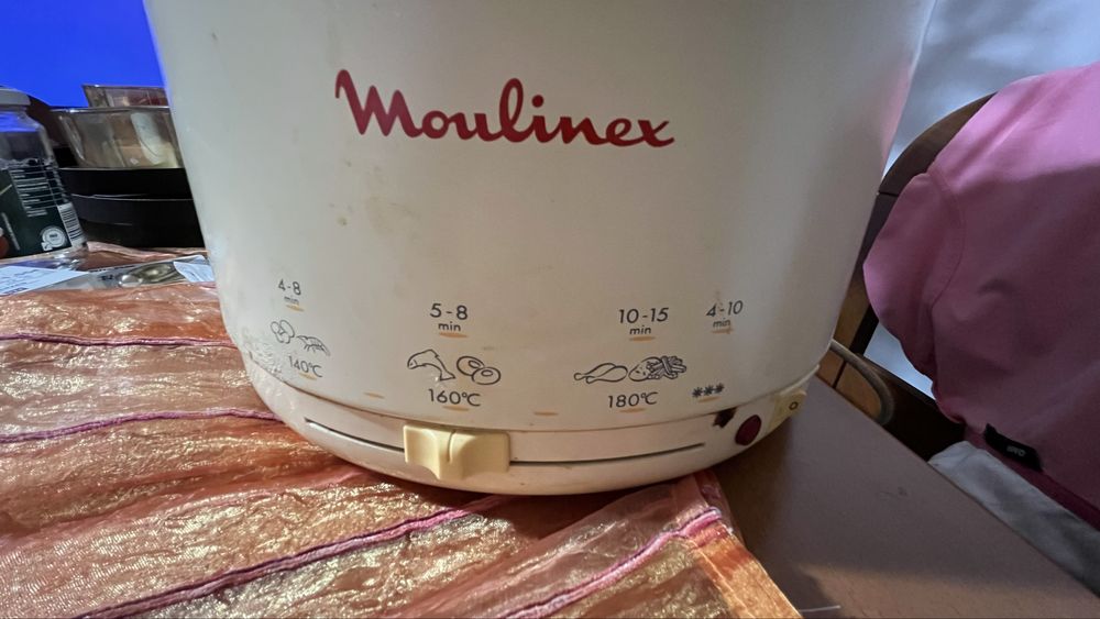 Fritadeira a óleo Moulinex