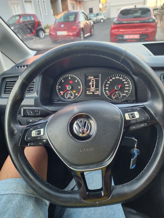 Caddy ano 2018 2.0 TDI TOP aceito trocas ou retomas