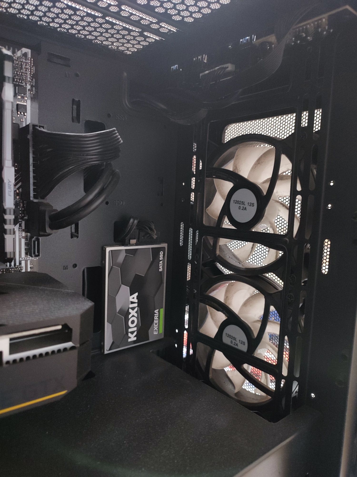 Pc Torre, sem marcas de uso