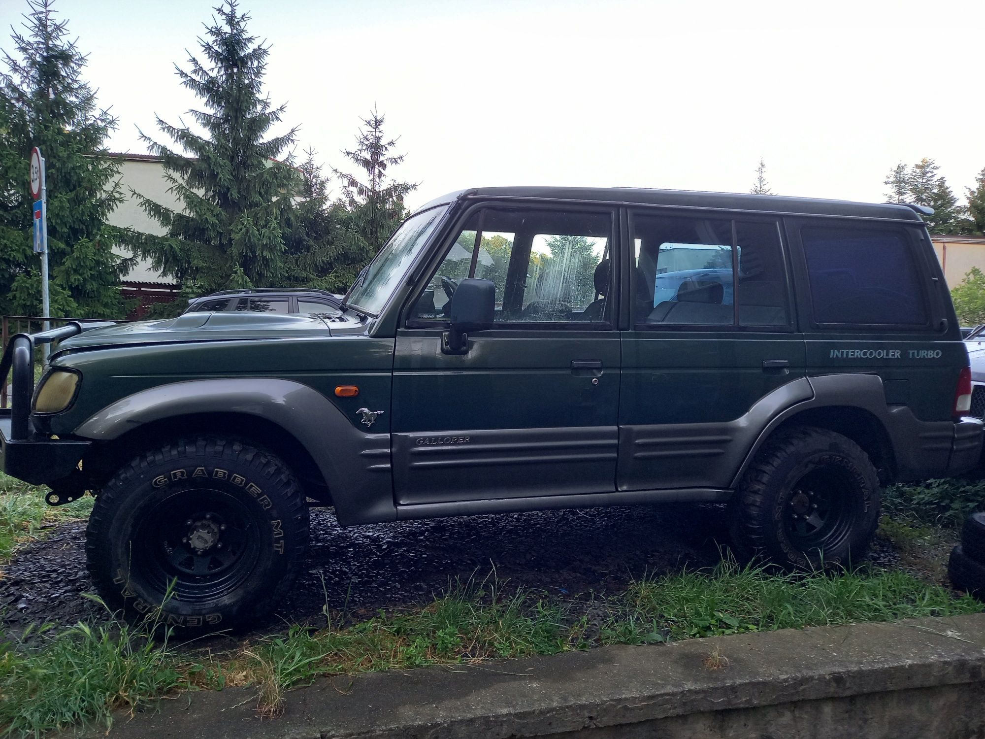 Hyundai Galloper 2.5 td stalowy zderzak 4x4