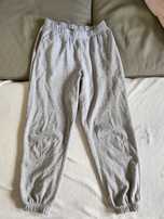 Szare dresy damskie z H&M