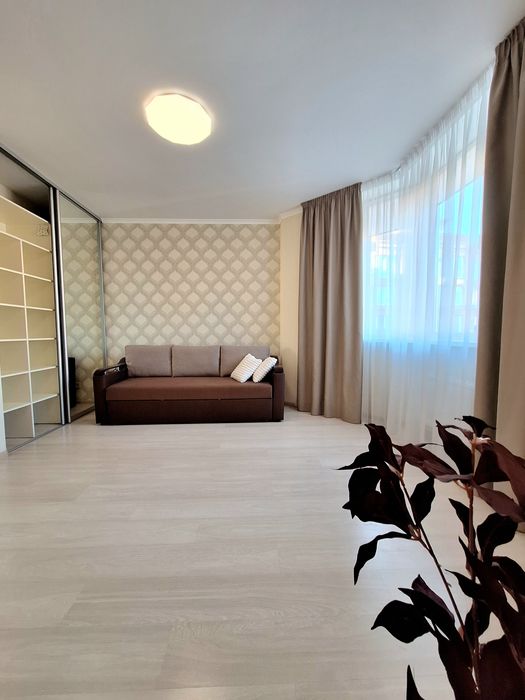 Простора 2 кім квартира в ЖК Софія Сіті,  67 м2, Є 3 РОКИ