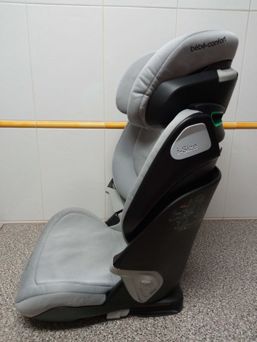 Cadeira auto, marca Bébé Confort, 3,5-12 anos, muito bom estado