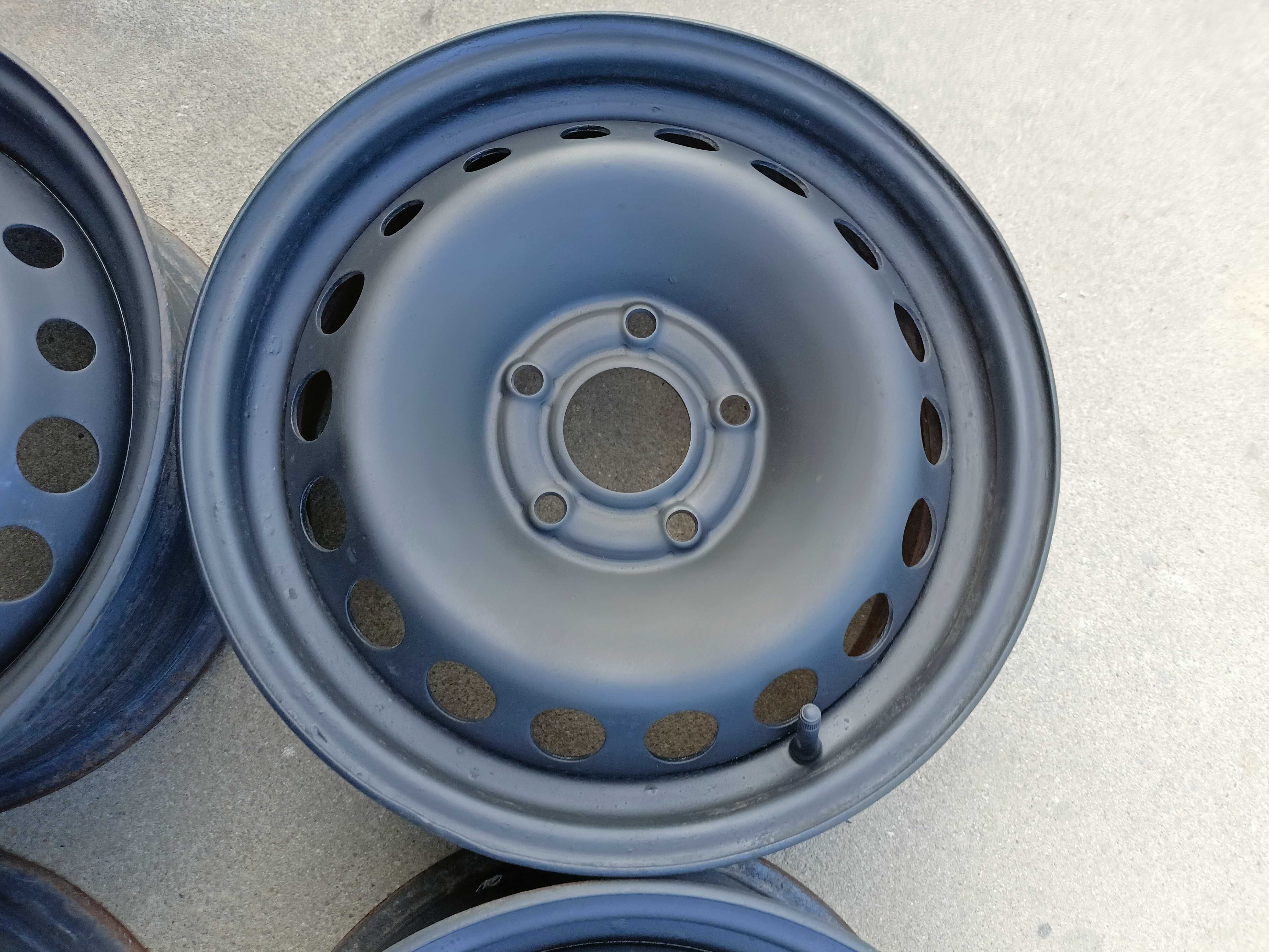 27 felgi stalowe 15  renault  megane 5x114,3 ET47