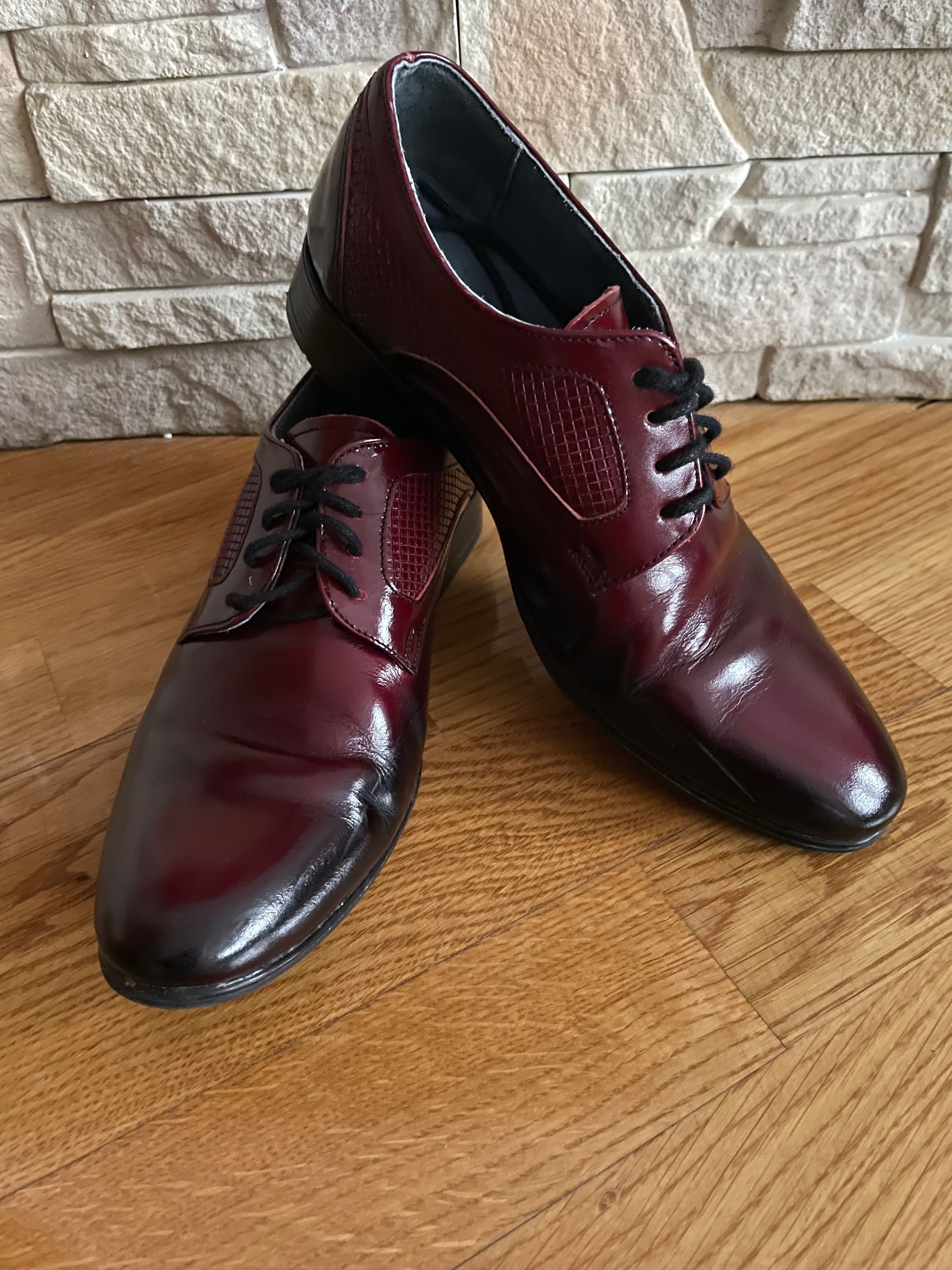 Buty garniturowe dla chłopca/ 32 rozm.