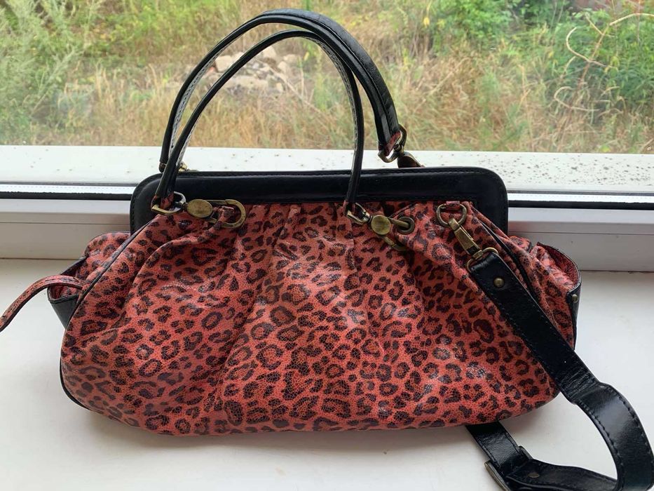 Сумка жіноча шкіряна