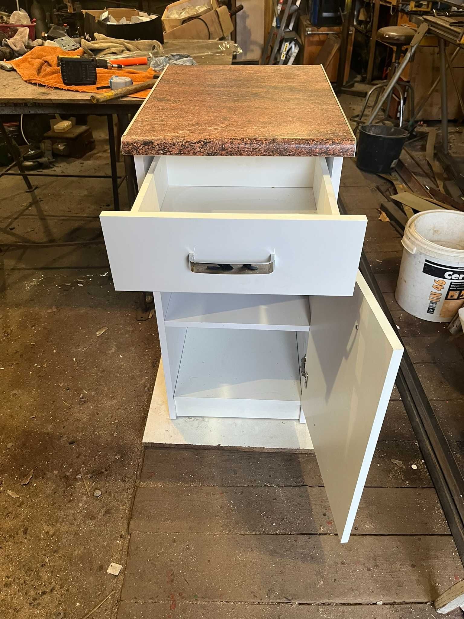 Szafka kuchenna z blatem 40 cm