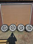 Felgi Alum. z Oponami Letnimi BMW 225/50R17 Rozstaw 5x112 Et 30