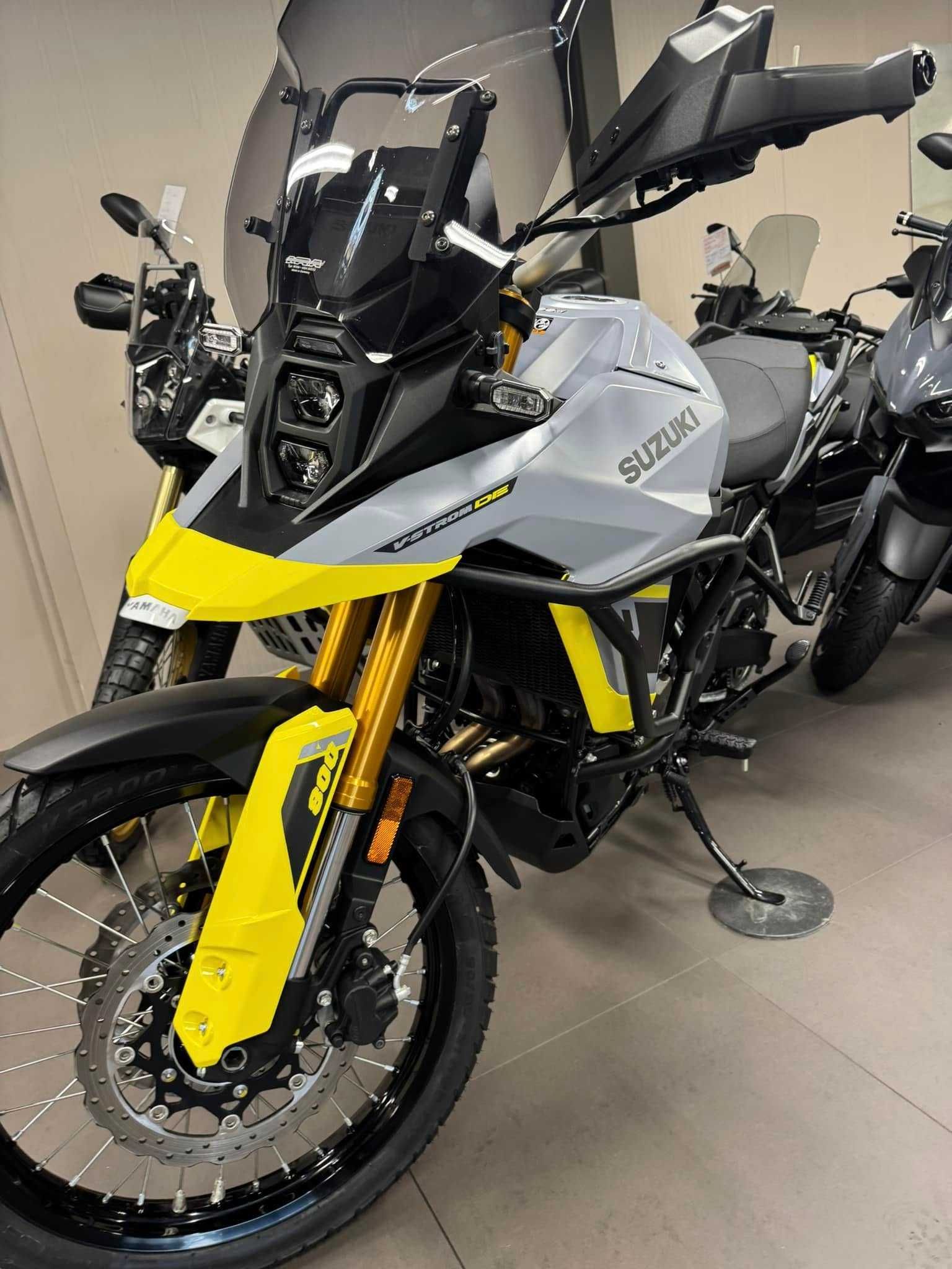 Szyba ,owiewka Suzuki V-strom 800