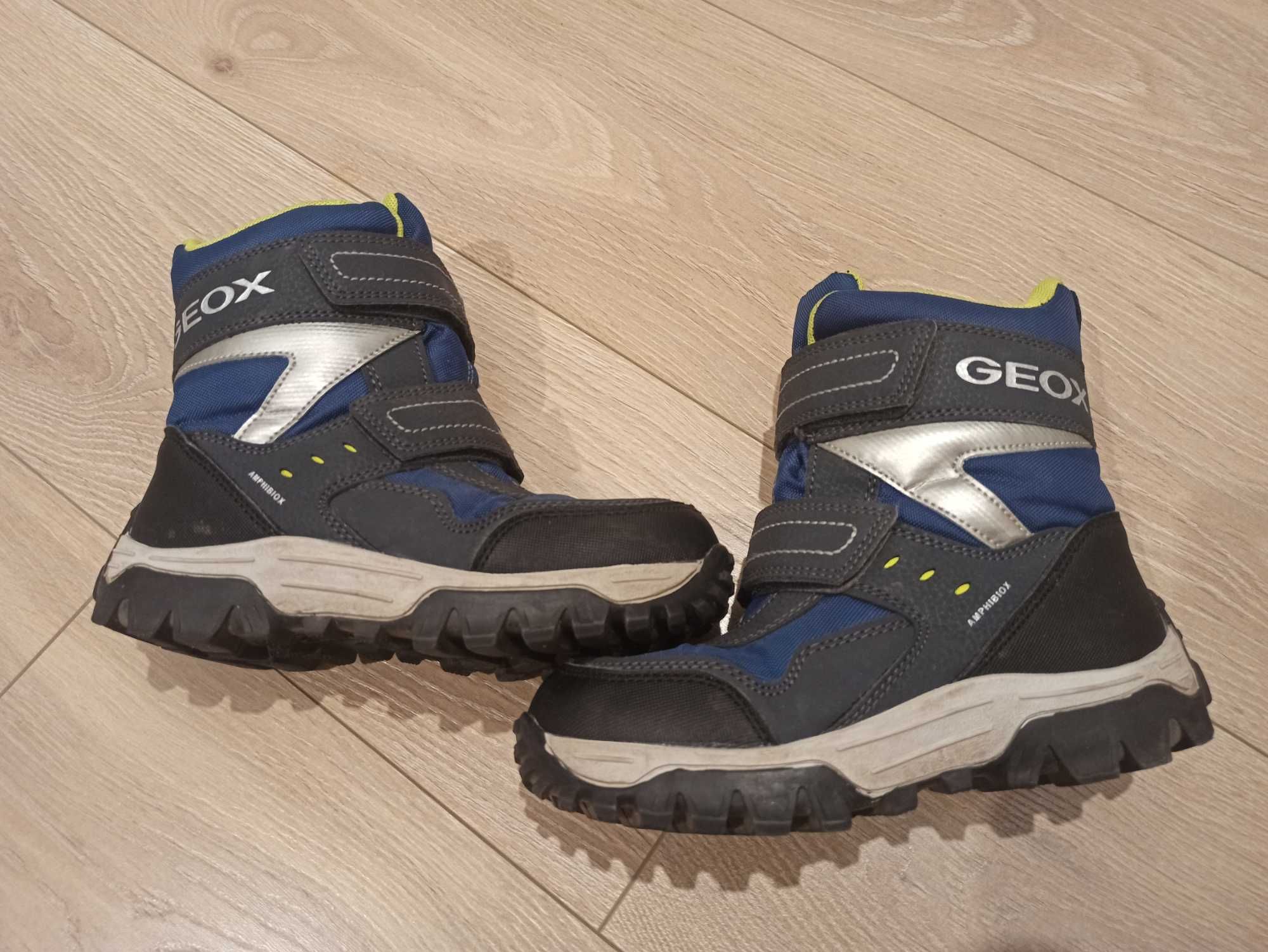 Buty zimowe śniegowce Geox Himalaya Boy 32