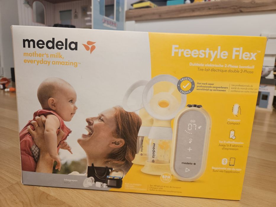Laktator MEDELA freestyle z nowszy konektorami