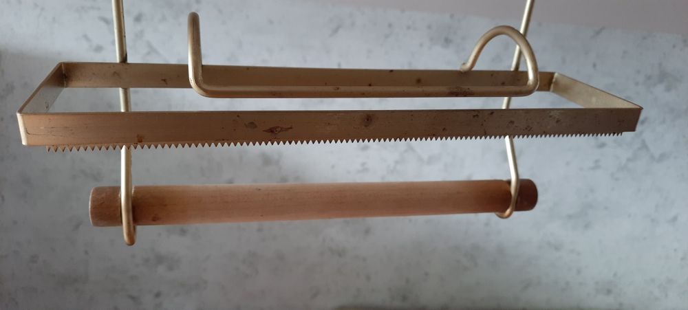 Półka na ręcznik kuchenny