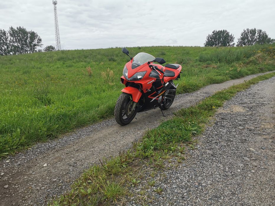 Honda CBR 600 f4i sport