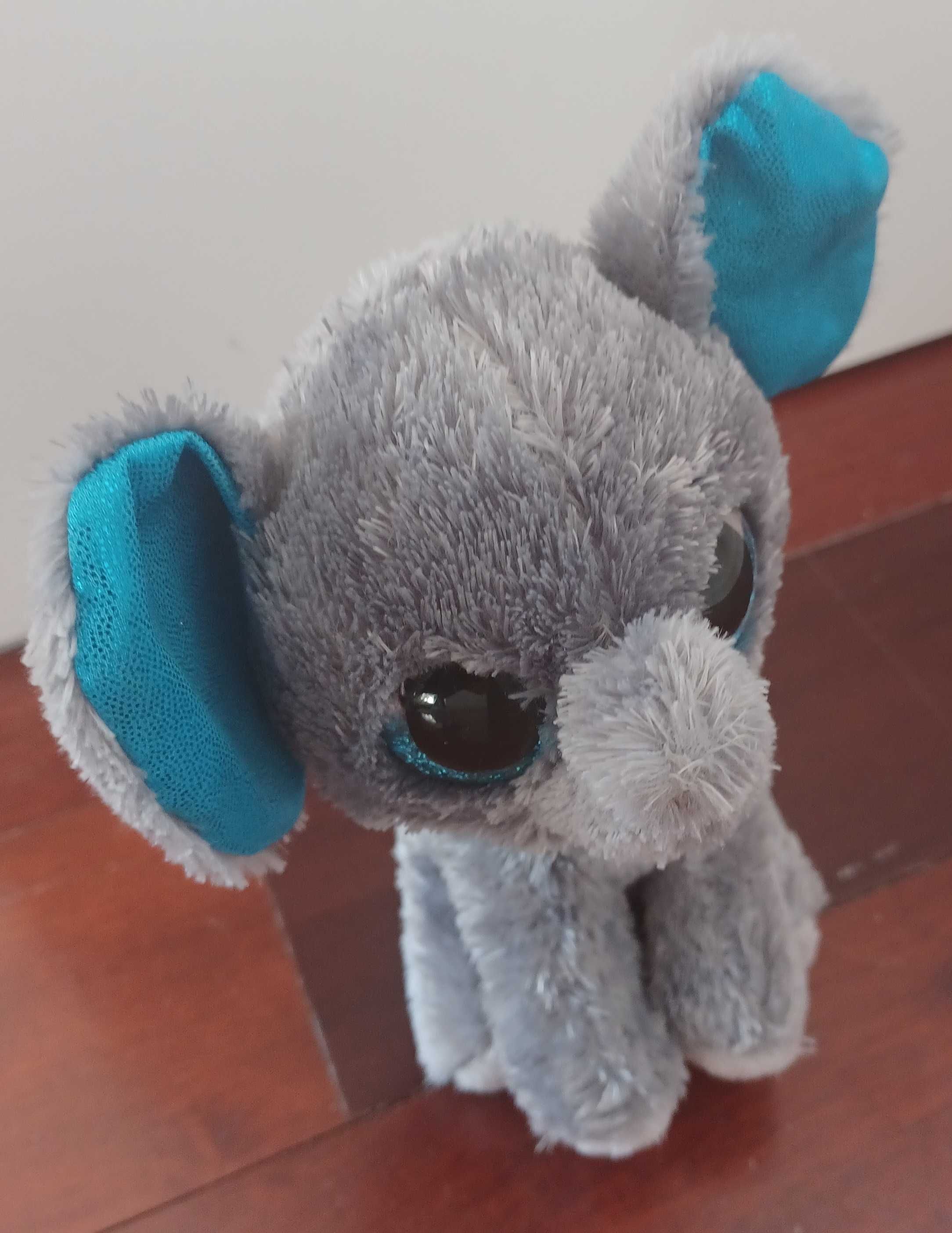 Elefante de Peluche - Novo